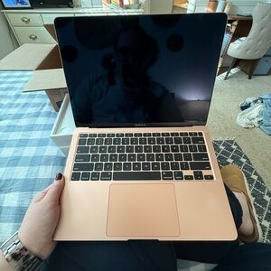Apple MacBook Air in Rose Gold (512 GB)